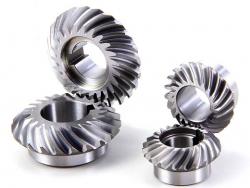 Spiral bevel gear set